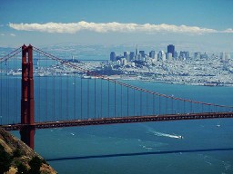 Golden Gate Bridge with San Francisco in background, San Francisco, California, USA